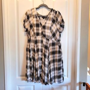 Torrid 2X Black & Yellow Plaid Challis Shirt Dress